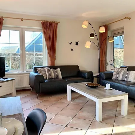 Retreat, Near Forest Holiday home