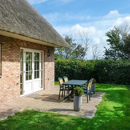 Retreat, Near Forest Sint Maartensvlotbrug