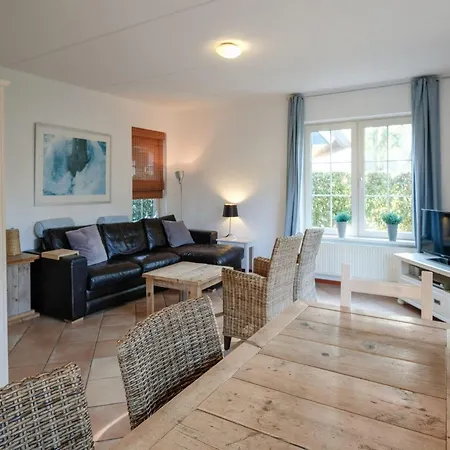 Retreat, Near Forest Sint Maartensvlotbrug