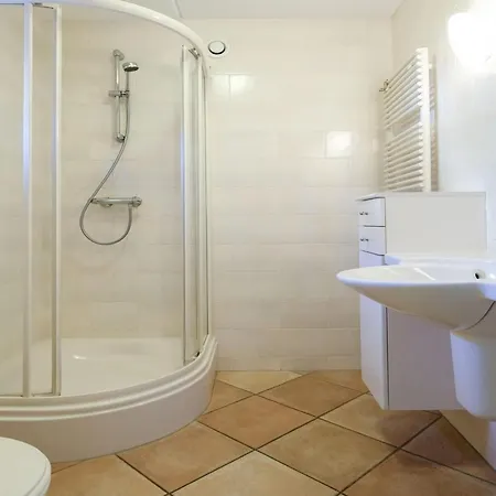 Retreat, Near Forest Holiday home