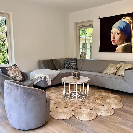 Retreat, Near Forest * Sint Maartensvlotbrug