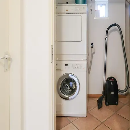 Retreat, Near Forest Дом отдыха Sint Maartensvlotbrug