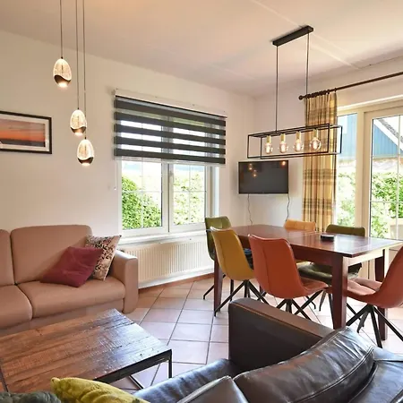 Retreat, Near Forest * Sint Maartensvlotbrug