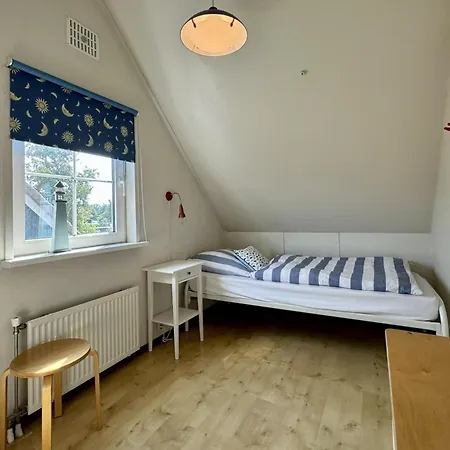 Retreat, Near Forest Дом отдыха