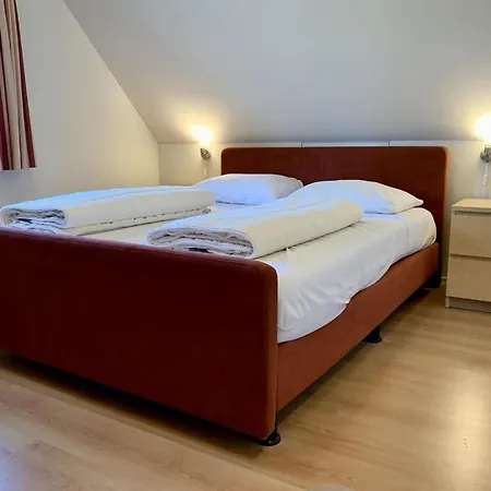 Дом отдыха Retreat, Near Forest Sint Maartensvlotbrug