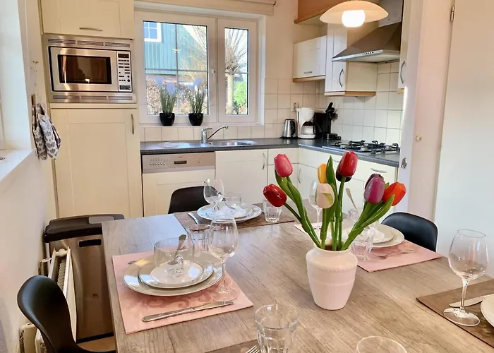 Retreat, Near Forest Sint Maartensvlotbrug