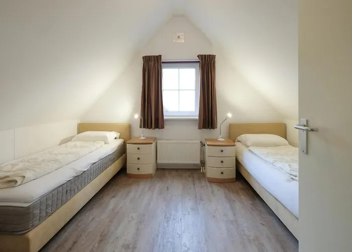 Retreat, Near Forest Sint Maartensvlotbrug