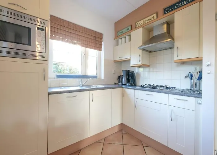 Retreat, Near Forest Casa de Férias *