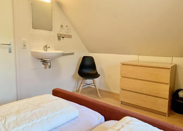 Retreat, Near Forest Sint Maartensvlotbrug