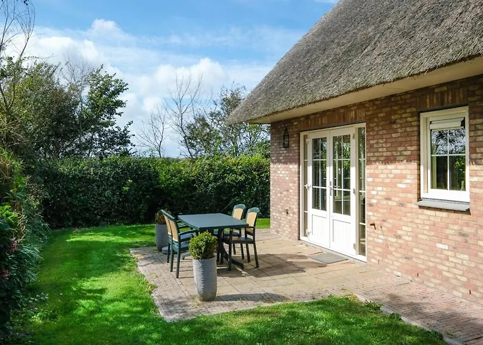 Retreat, Near Forest * Sint Maartensvlotbrug