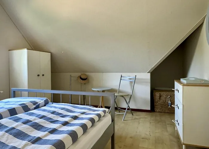 Retreat, Near Forest Casa de Férias *